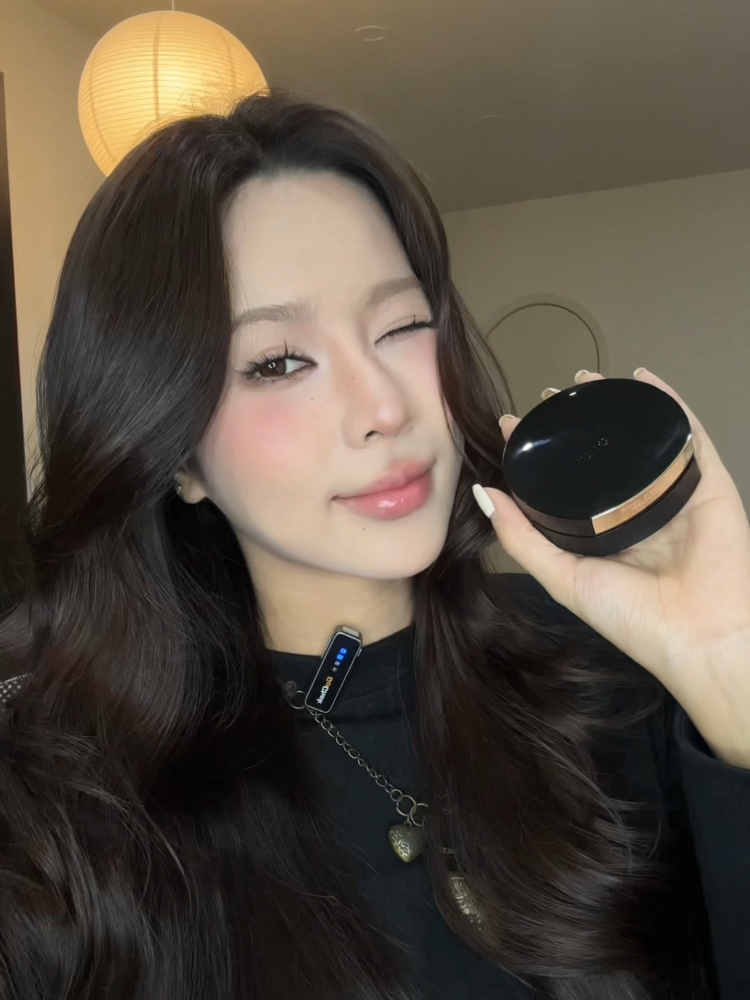 Tự tin thể hiện phong cách riêng cùng lớp nền căng mướt, mịn mượt và bền màu từ OHUI Ultimate Cover Denier Cushion ✨  #ohuivietnam #DenierCushion #PhấnNước0.5Tone #2độchephủ