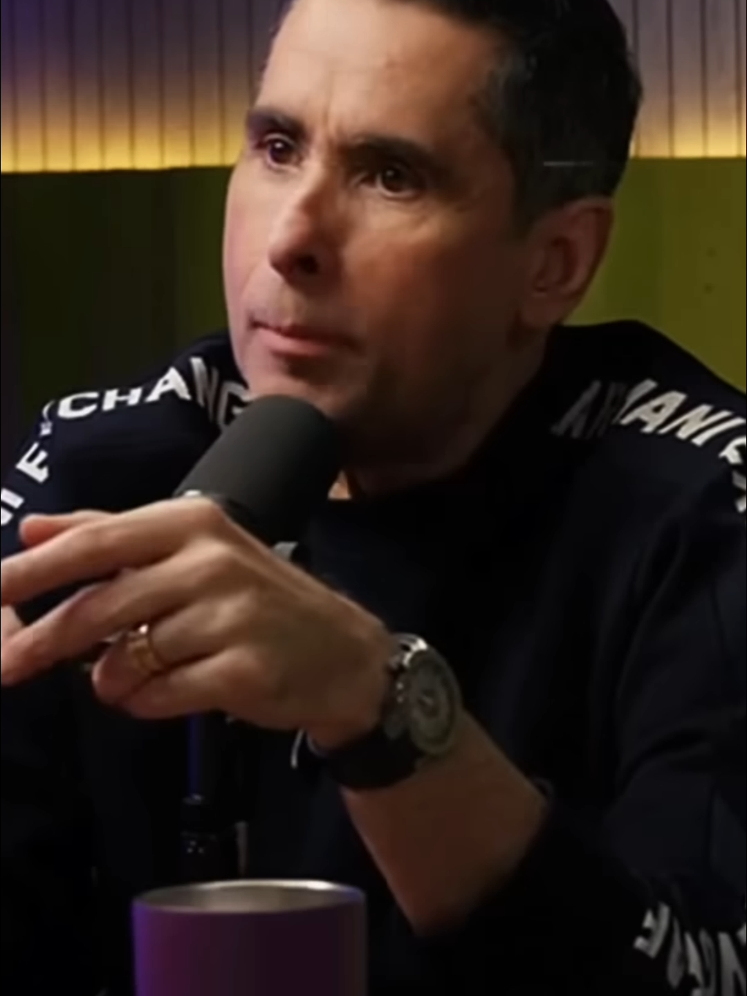 Crie Produtos_ Esqueça! A Estratégia de Vendas é TUDO! #podcast #sucesso #empreendorismo