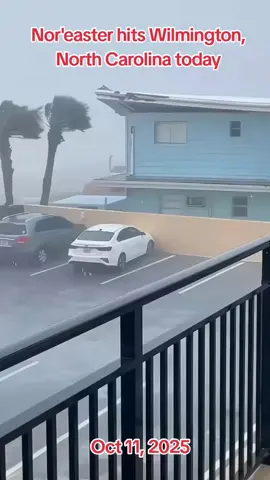 Nor'easter hits Wilmington, North Carolina today #noreaster #wilmington #wilmingtonnc #northcarolina #warning 