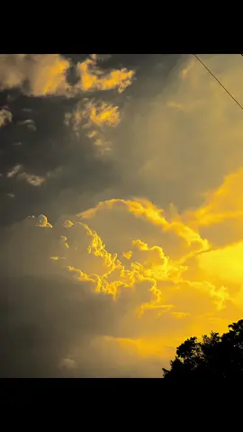 إنها جميلة جدًا في عيني، يا إلهي 