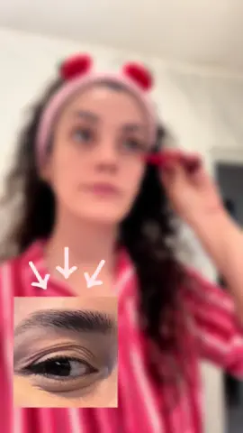 Ben çözümünü buldum kızlar 🤩 reklamdeğil #vichy #eyecream #antiaging #bakım 