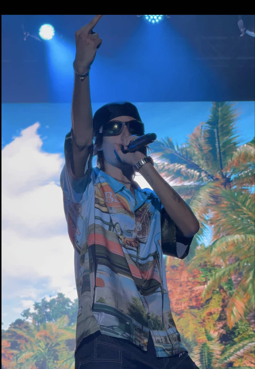 Buongiorno principessa 🤘🏼🦖💙 #dannyocean #volare #concierto #elsalvador🇸🇻 #fyp 