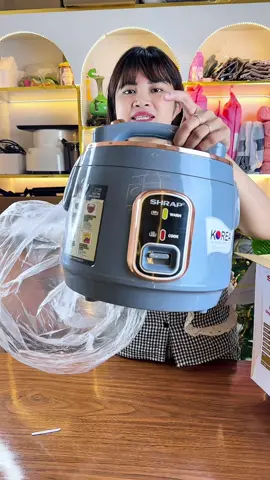 Nồi cơm điện chính hãng cao cấp trợ giá quá rẻ #xuhuong #noicomdien #noicomdiensharp #giadungtienich #giadunganhthu 
