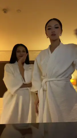 Goofy time with My kaka @Viviana Lin Winston 😆😆#jksophia #missgrandinternational2025 #missgrandmyanmar2025 #ပြည်တွင်းဖြစ်ကိုအားပေးပါ🇲🇲🇲🇲 #beyourlegacy @Miss Grand International @Miss Grand Myanmar 