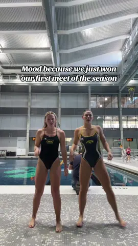 First dub of the seasonnnnnn #sexydexy #swimanddive #uiowa @em🫧🦈🌊 