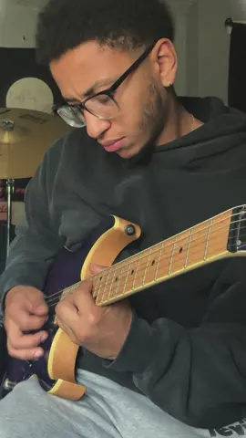 Dropping a lick real quick #guitar#lick#soundcheck#tone#tabs 