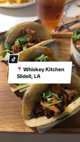 Last night we met my brother and his family for dinner at Whiskey Kitchen in Slidell. We were so wrapped up in laughing and having a good time that I only have 13 seconds of clips of our food but it was all so good!  #louisiana #RestaurantReview #louisianafood #whiskeykitchen 