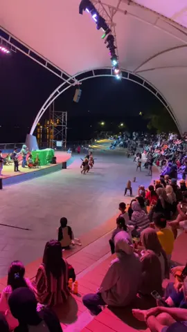 #bonsurusa#tariandayak#budyadayak #kalimantan 