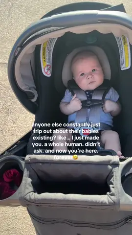 Tell me I’m not the only one😝 #fourthtrimester #momlifebelike #csectionmama #newbornlife 