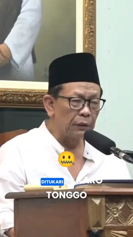 DAWUH ROMO KYAI MUNIF ZUHRI Dunia ini tak luput dari orang yang benci sama kita, tak usah di masukkan ke hati, yang penting bagaimana hati kita tetap ingat pada Alloh walau seluruh dunia membenci kita, tak usah balas kebencian dengan hinaan #PesantrenGirikusumo #Girikusumo #jamuna #membersihkanhati 