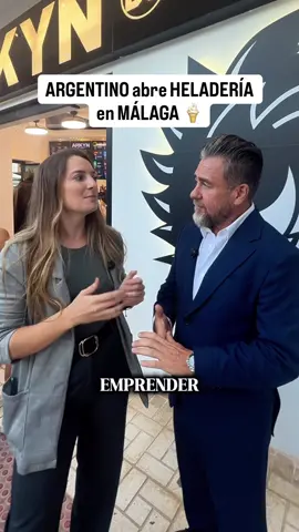 Emprender en Málaga  Fui a la inauguración de una heladería argentina en Málaga 🍦🇦🇷 Hablé con su fundador y me contó todo: cómo empezó, los desafíos y lo que nadie te dice de montar un negocio acá. Si pensás en emprender en España, este video te va a gustar! #EmprenderEnMálaga #HistoriasDeVida #EmprenderEnEspaña #Heladería #MálagaLife 