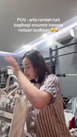 #CapCut langsung ke akun @Amanda Manopo guys biar dapat souvenir😭😭 #amandamanopo #souveniramandamanopo #amandamanopocore #amandamanopolucu  