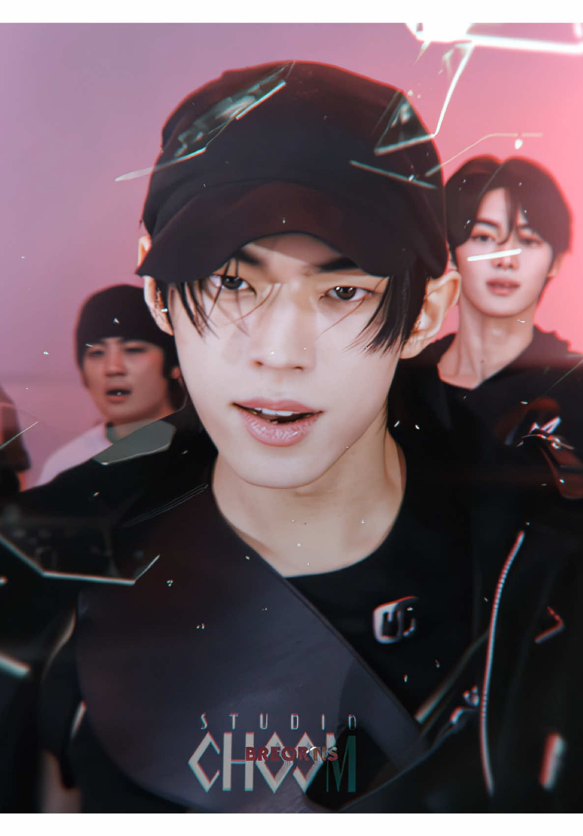 when did you get hot, dohoon? || find more friends on boo! Ib: @daemsiel♕︎  #TWS #투어스 #DOHOON #도훈 #dohoonedit #kpop #fyp #booapp  @TWS @bronedo 