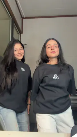 New one With Sash 🔥❤️ @Sashrika Semini ❤️  #hirushipereraofficial #happy #mppd #sisters #Love 