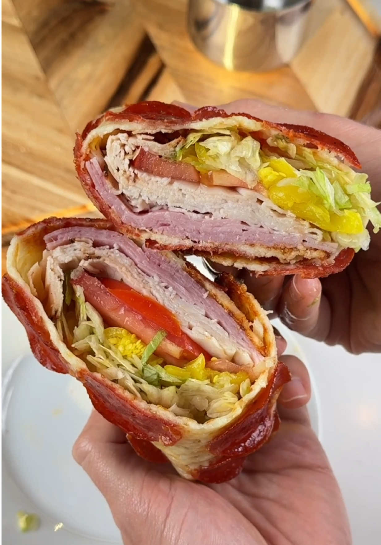 Say “YUM” if you would eat this Low Carb Pepperoni Wrap 🤤🙌🔥 How to make it: Layer shredded mozzarella and pepperoni slices on a parchment lined baking sheet. Bake @ 375F for 10-12 mins. Take it out when it’s golden brown on the edges. Add your favorite fillings, roll it up or fold like a flatbread and enjoy! 