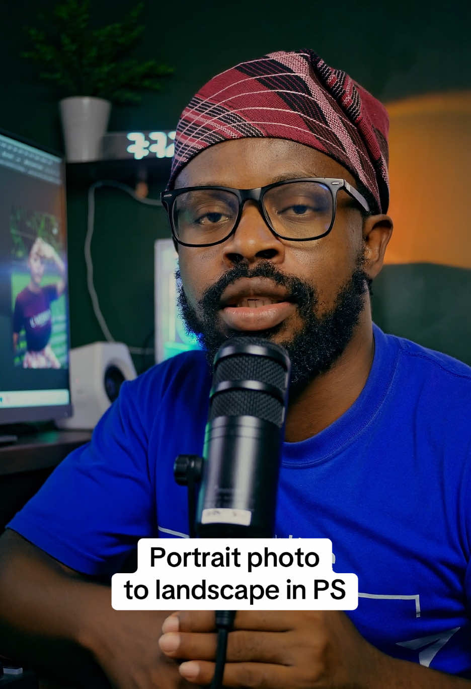 Convert portrait photo to landscape in Photoshop 🤌🏽 . . . . #photoshoptutorial #fyp #photoshop #designer #photography 