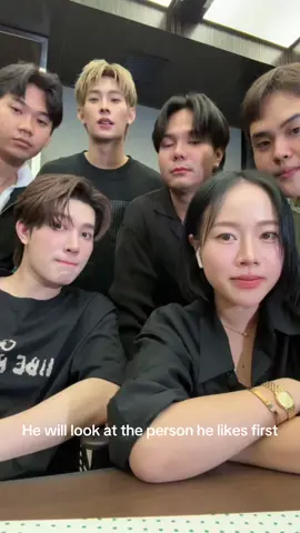 วิธีดูว่า เพื่อนในกลุ่มแอบชอบกันมั้ย😘 #tutoryim 
