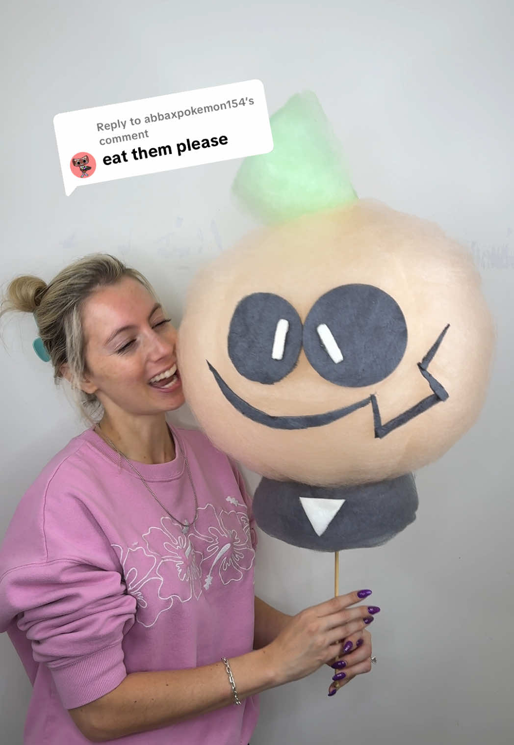 Replying to @abbaxpokemon154 PUMP EATEN FAST! This cotton candy pumpkin went from Spooky Month to savage mouth! #spookymonth #srpelo #halloween #cottoncandy #mukbang 