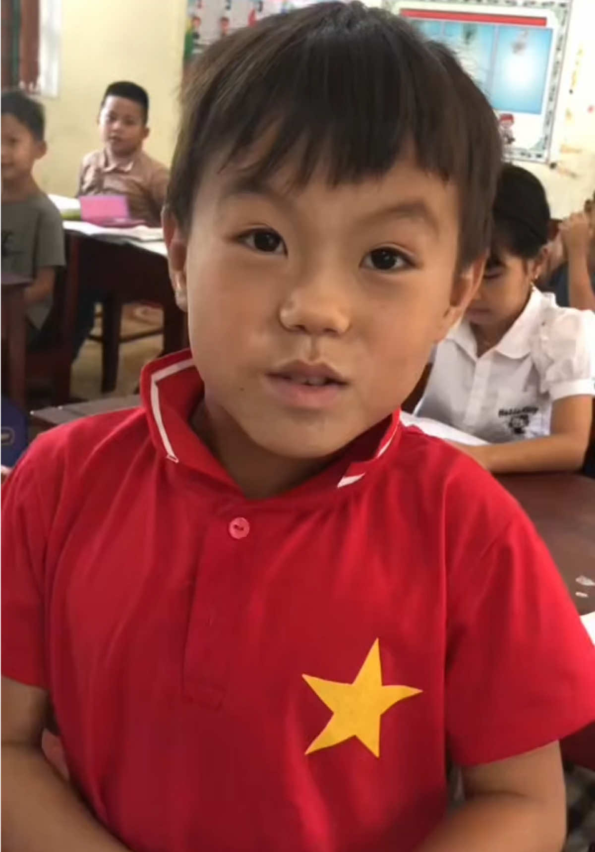 TẢ CÔ GIÁO MÀ 