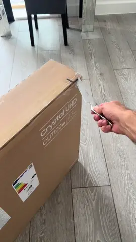 Smart TV Samsung 43 FDH HDMI USB Wi-FI LH43BETMLGGXZD.    Gosto? Comenta EUQUERO que te envio o link🛍️🛒🧡✨ ##casamodernas##for##shopeebrasil##explora##fy