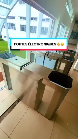 Est-ce que vous êtes prêts ?! 🤣🤣🤣🤣 #esgis #esgis #universtogo🇹🇬🦅 #rentree 