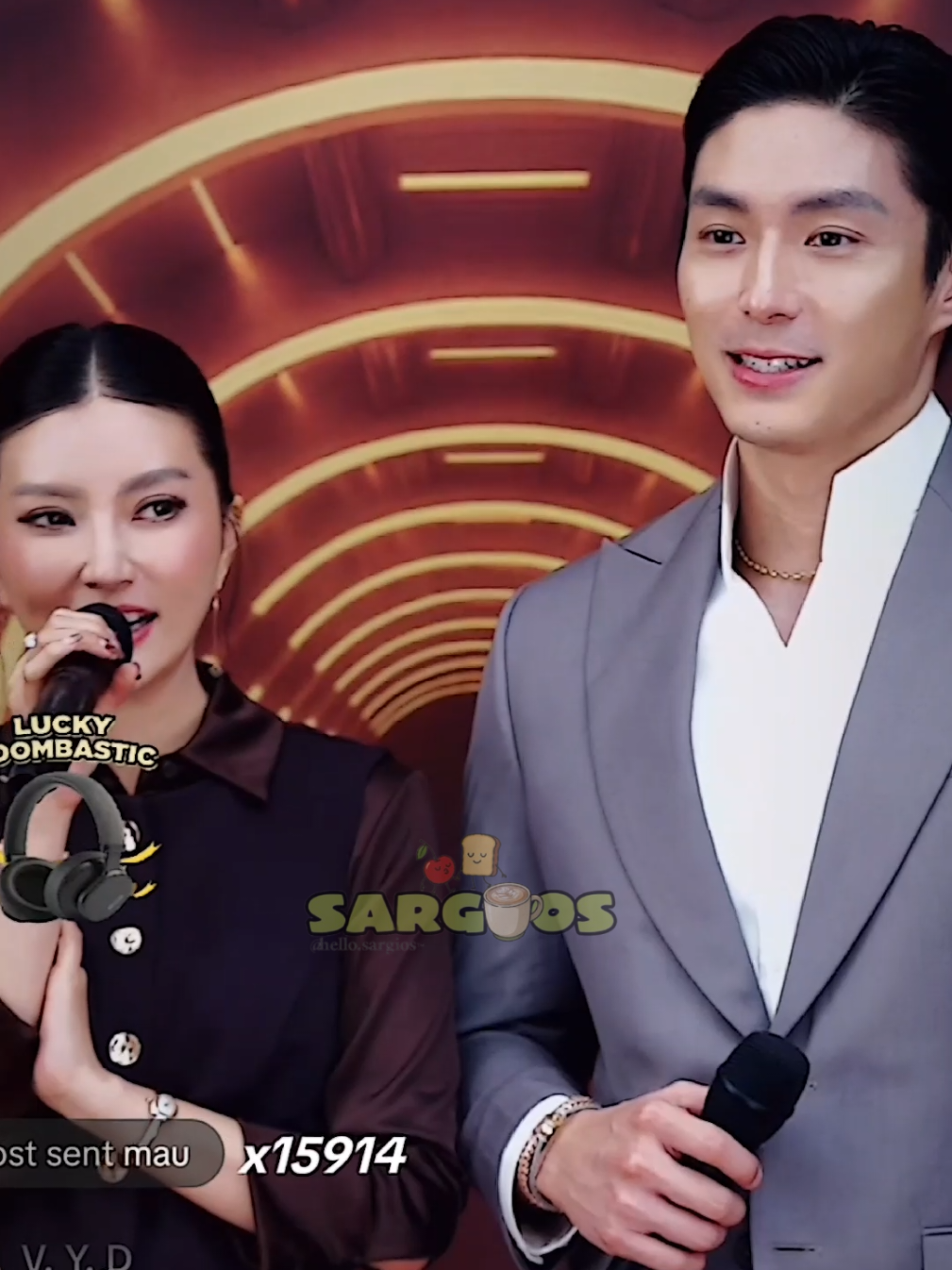 Salfok banget sama papio mamio yang ga ada pori2nya sama sekali. itu muka mulus semua kaya jalan tol naek perosotan. Ok, BRB ke klinik kecantikan dulu biar bisa jadi kuku hitamnya papio mamio.. ✨️✨️#sarwendah #giorgio #sargio #aice #livetiktok 