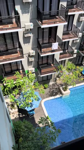 Hotel Murah di bali cuma 200rb an 😍 Deket banget sama Bandara, pantai kuta dan legian, Klik Tag Lokasi buat Pesan kamar nya 👆🏻👍🏻 #hotelbali #hotelmurahdibali #hotelkuta #rofakutahotel 