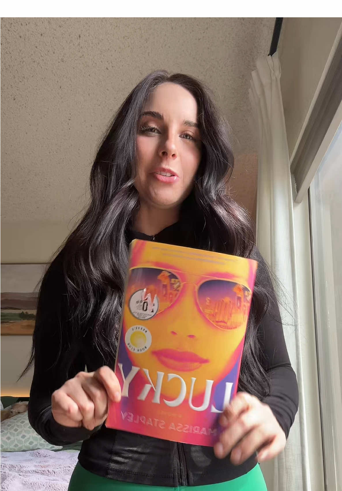 Outfit of the day + book of the day! Have you read this one? 