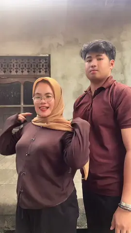 Hidup iniii mahal bila dipikirkan!!!! Jd kd usahhh dipikirakan, cukup jalani dan syukuriiiii🤣🫶🏻