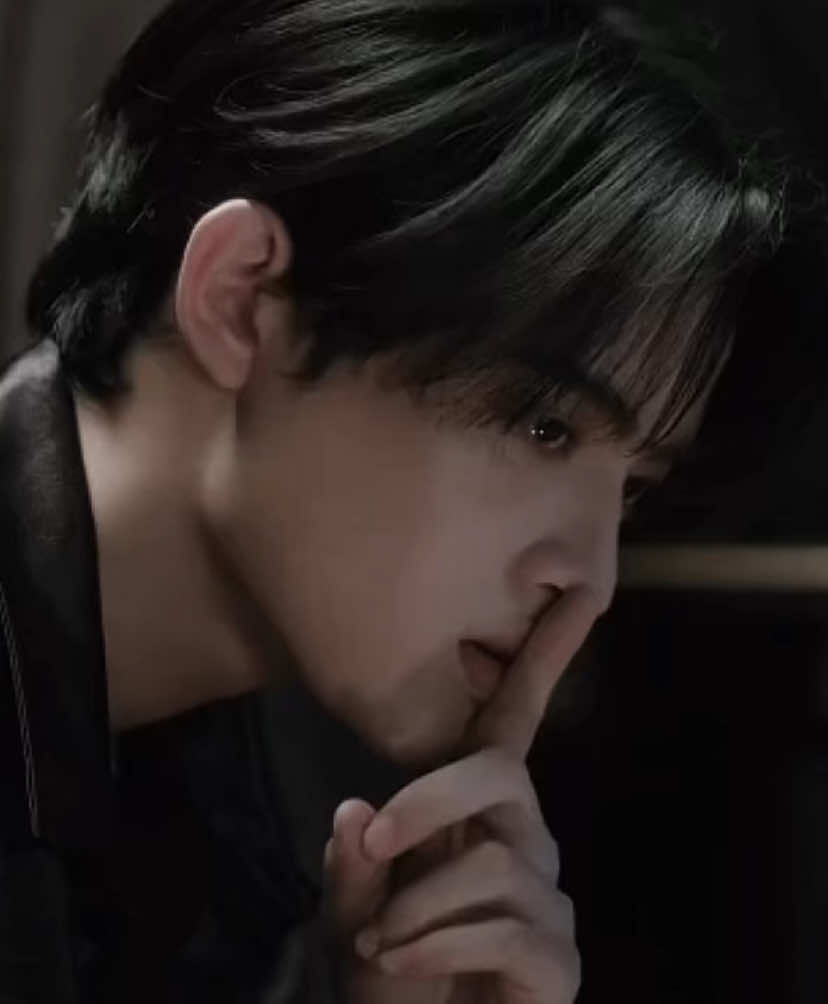 #revamp #revampseries #bl #thailand🇹🇭 #fyp :: ele tá tão lindo