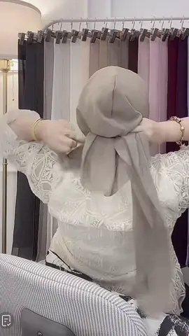 Shawl hoodie viral cantik dan murah material chiffon #shawlhoodie #hoodieshawl #scarfhoodie #shawlmurah #shawlflowy 