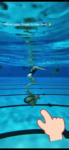 Move your finger to help us with our lifts 🫣🤗  #artisticswimming #swimming #pool #swimmingpool @Izzythorpee @WorldAquatics 