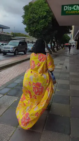 mkishapaniki mje niwauzie dawa za kuongeza makalio mpunguze makasiriko na laana enyi mifupa mikavu wale wa CAPE TOWN south Africa tupo hapa na mzigo umebaki mchache ndo tunamalizia  Nairobi mjiandae November SOFTENA tunawaletea bidhaa KWA offer kubwa sana