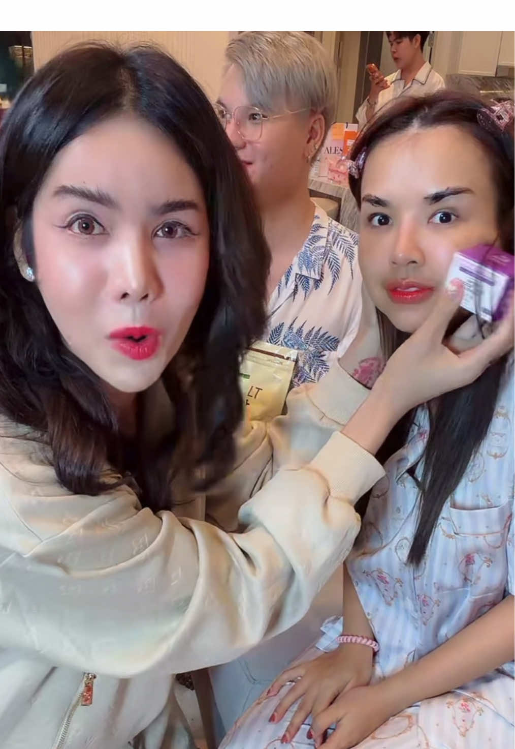 ยังกลับไม่ได้🥰 #นาราเครปกระเทย #เจนนี่ได้หมดถ้าสดชื่น #นาราเจนนี่ #เจนนี่ไลฟ์สด 