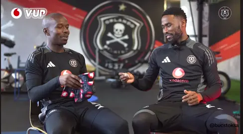 Orlando Pirates captain Nkosinathi Sibisi takes on Sipho Chaine in this episode of nameit.#orlandopirates #bafanabafana #fyppppppppppppppppppppppp #trending #sportsontiktok 