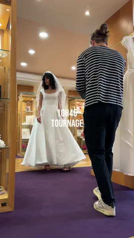 🎥 Une journée dans la peau d’un vidéaste de 22 ans 🎬 #atelieremelia #videaste #weddingcontent #behindthescenes #mariage