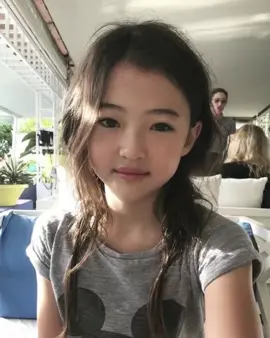 Back when she had the most beautiful child title and we were all jealous of her  #ella #ellameovv #kpopfyp #girls #viral 