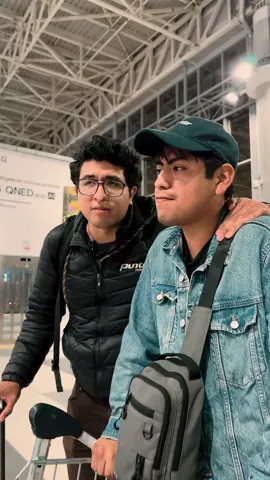 💥👟 ¡Kairo y Alexander de 𝗣𝗨𝗡𝗧𝗢 𝗢𝗥𝗜𝗚𝗜𝗡𝗔𝗟 llegaron a 𝗧𝗔𝗥𝗔𝗣𝗢𝗧𝗢! 🌴🔥 Venimos con nuevos modelos, regalos y locuras mayoristas que van a romperla 💼💙 Caseros, prepárense… porque esto recién comienza. 💪 #puntooriginal #zapatillas #tarapoto #mayoristas #enviosatodoelperu