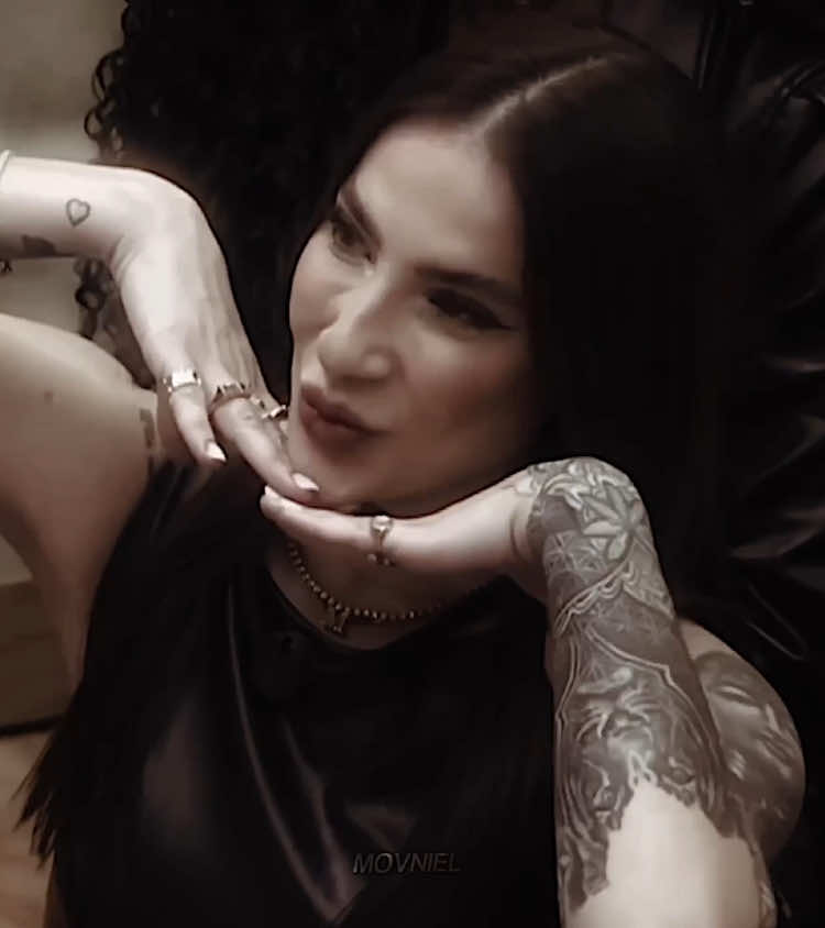 VingaTina ta vivaa, tem que respeitar’! 💣 #martinasanzi #edit #afazenda17 