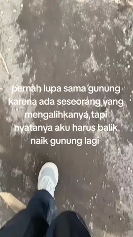😅😅#fyp #merbabuviagancik #pendakiindonesia 