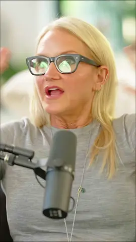This is the best boundary for you to change your life | Mel Robbins #melrobbins #podcastclips #melrobbinpodcast 