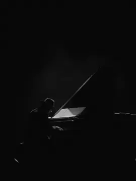🖤🩶 Last night @Ludovico Einaudi #ludovicoeinaudi #einaudiexperience #einaudi #foxtheateratlanta #ludevicoeinaudi  