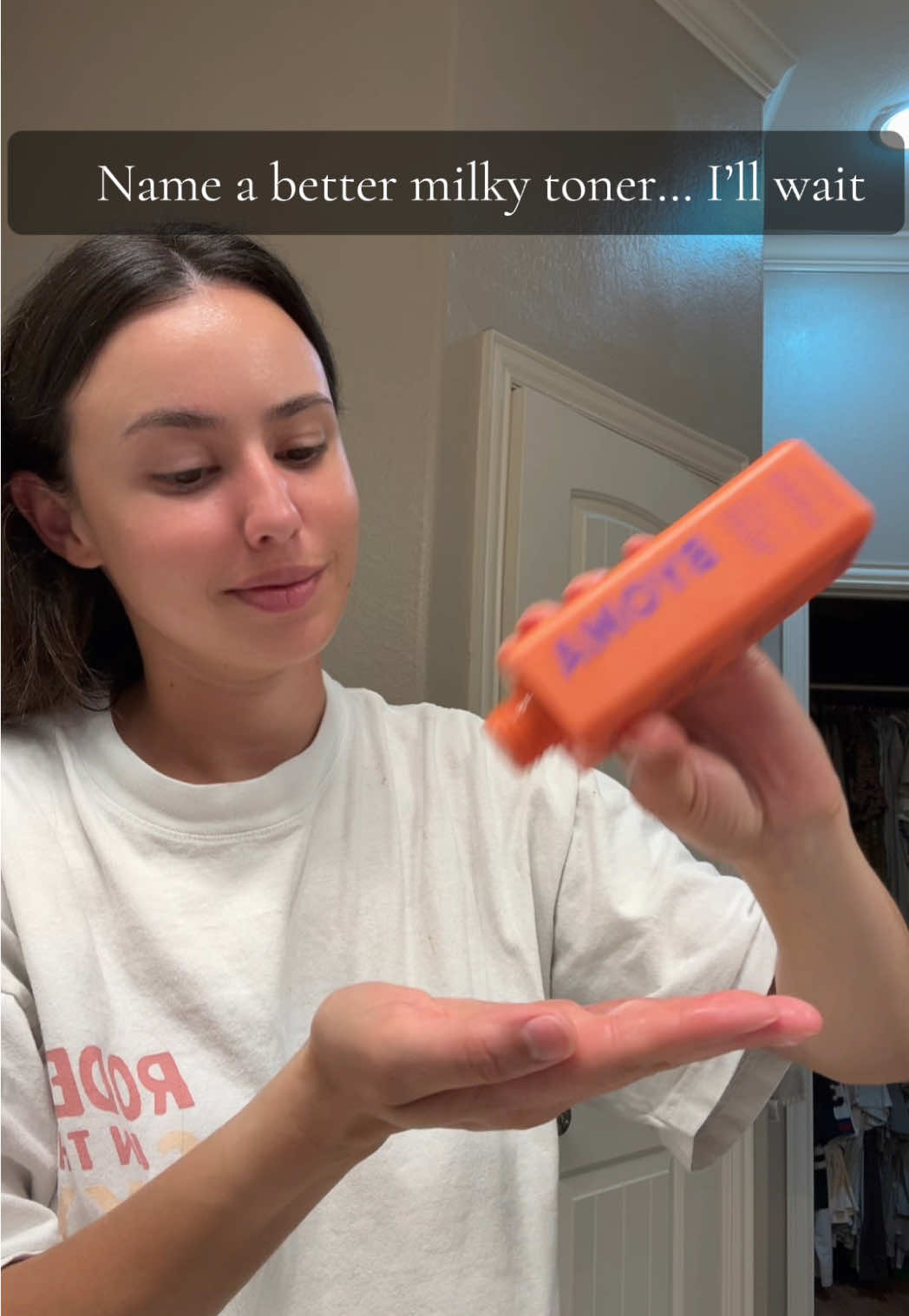 This is not sponsored because I’m under 5k followers so I can’t add the link but I whole heartedly LOVE @byoma Milky toner 🧡💜 I’ve wrecked my skin barrier countless times and this always saves me. #byoma #byomaskincare #skincare #skinbarrier 
