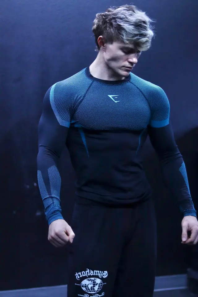 New @Gymshark Onux drops Oct 16th. Code JB10 💪  #onyx #gymshark #aesthetic #davidlaid