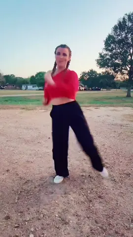 Happy Saturday ❤️😎 #ittybittytexan #happysaturday #WeekendVibes #dancetok #makesomeonesmile 