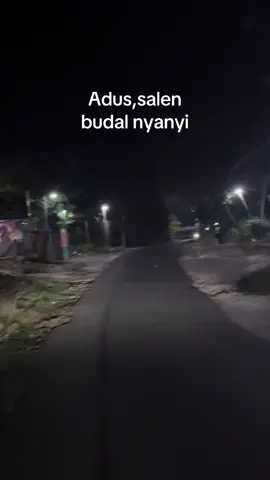 Adus salen budal keri keri🤭#fyp #lewatberandafypシ #todanan_blora #cumplengindah 