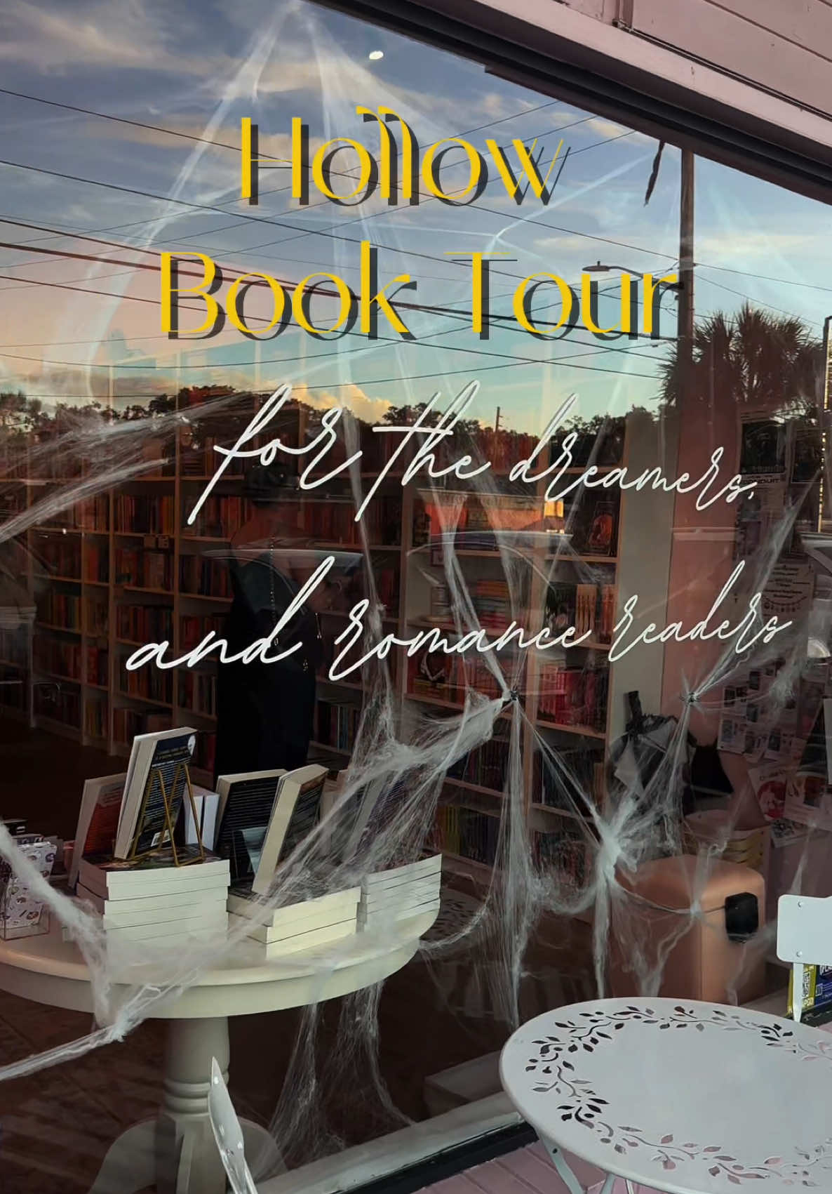 Hollow by @Karina Halle 🇨🇦🕯️📚🖤 Book Tour at @thenewromanticsbooks in Orlando! This was such an amazing event. I am so happy I got to meet one of my favorite authors! 🩸