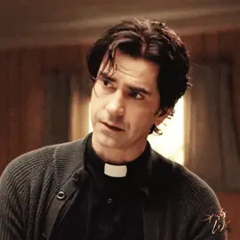 Random crossover ||  #daredevilseries #mattmurdockedits #midnightmassedit #hamishlinklateredit #spectorwebs  FAKE EVERYTHING IT’S ACTING