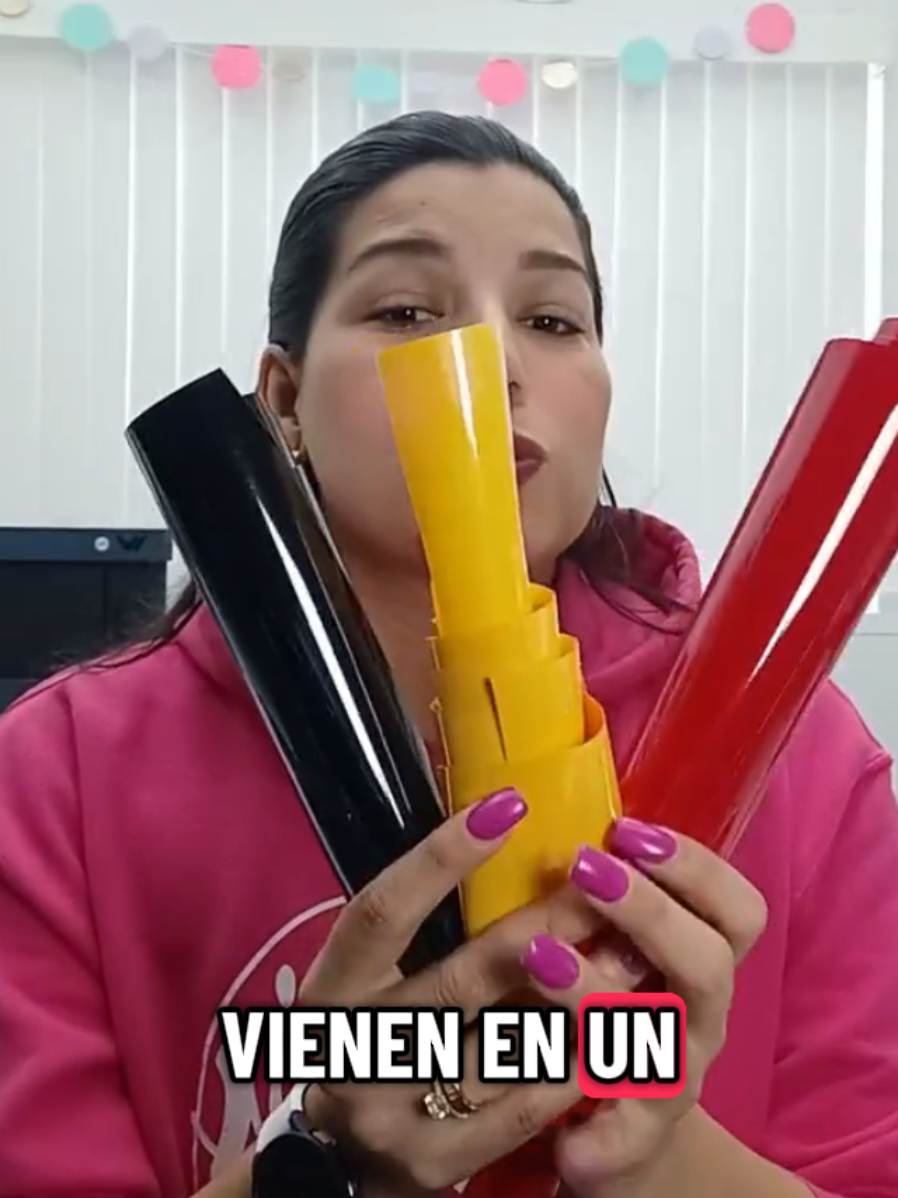 Part1🎥 Hoy en live te enseño paso a paso cómo aplicar vinil textil correctamente y cómo usar Silhouette Studio para tus diseños. Si tienes tu máquina guardada o quieres aprender desde cero, ¡este video es para ti! 💖 ⠀ 👉 Aprende trucos, configuraciones y consejos para lograr estampados perfectos desde casa. ⠀ 💬 Cuéntame en los comentarios: ¿ya has trabajado con vinil textil o estás a punto de comenzar? 👇✨ #viniltextil #Crafters #SmallBusiness  #tiktoklive #livehighlights 