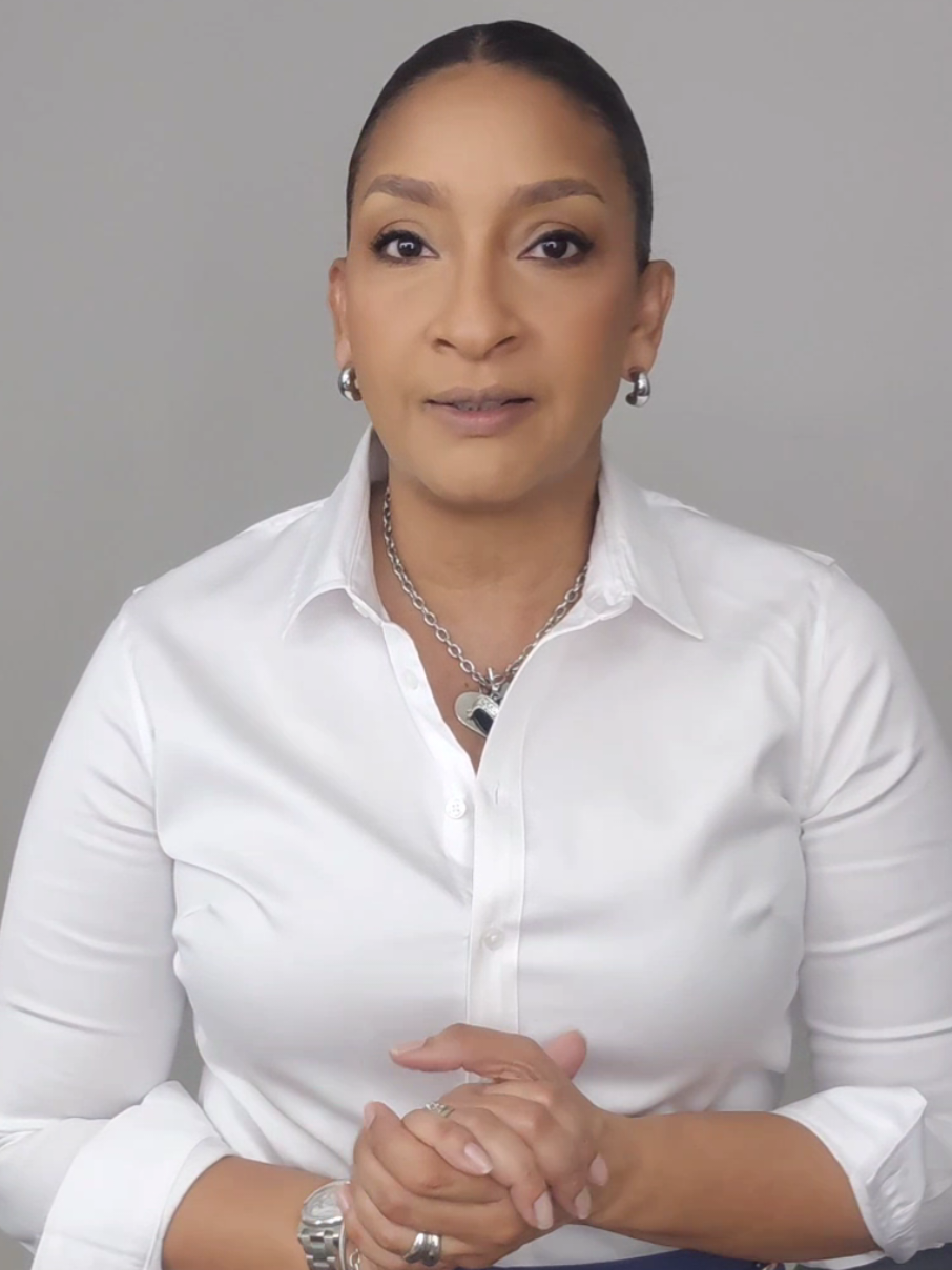 Shirt gap?  Here is a tip on how to fix it. #over50women #trini_tiktoks #trinidadtiktok #fashiontiktok #fashionover50 